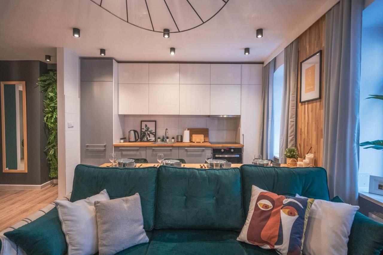 ורוצלב Spacious Apart ~ 150M Main Square ~ Self Check-In 24H מראה חיצוני תמונה
